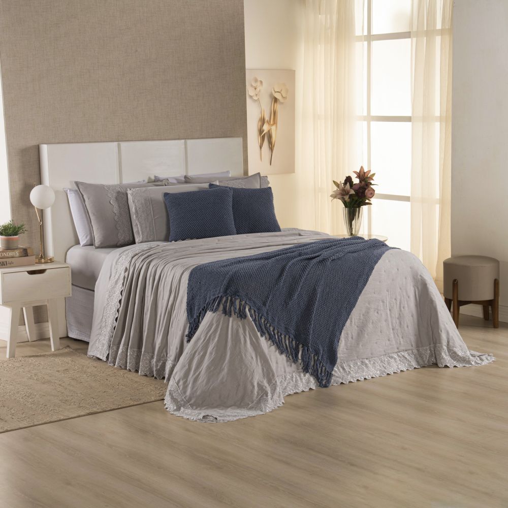 [10 PIEZAS] Juego de cama Serena percal 300 hilos bordado inglés + Set de Toallas Premium de Regalo (Copy)