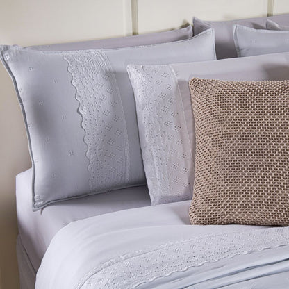 [10 PIEZAS] Juego de cama Serena percal 300 hilos bordado inglés + Set de Toallas Premium de Regalo (Copy)